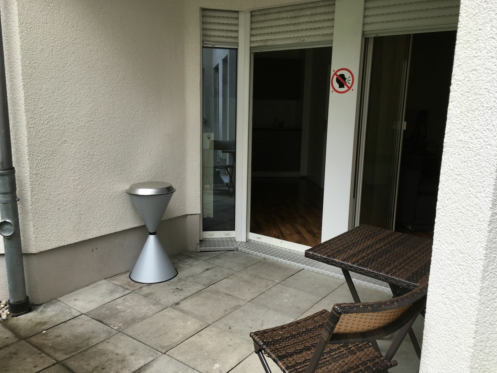 Kn Kahtan Boarding House Apartment มิวนิก ภายนอก รูปภาพ