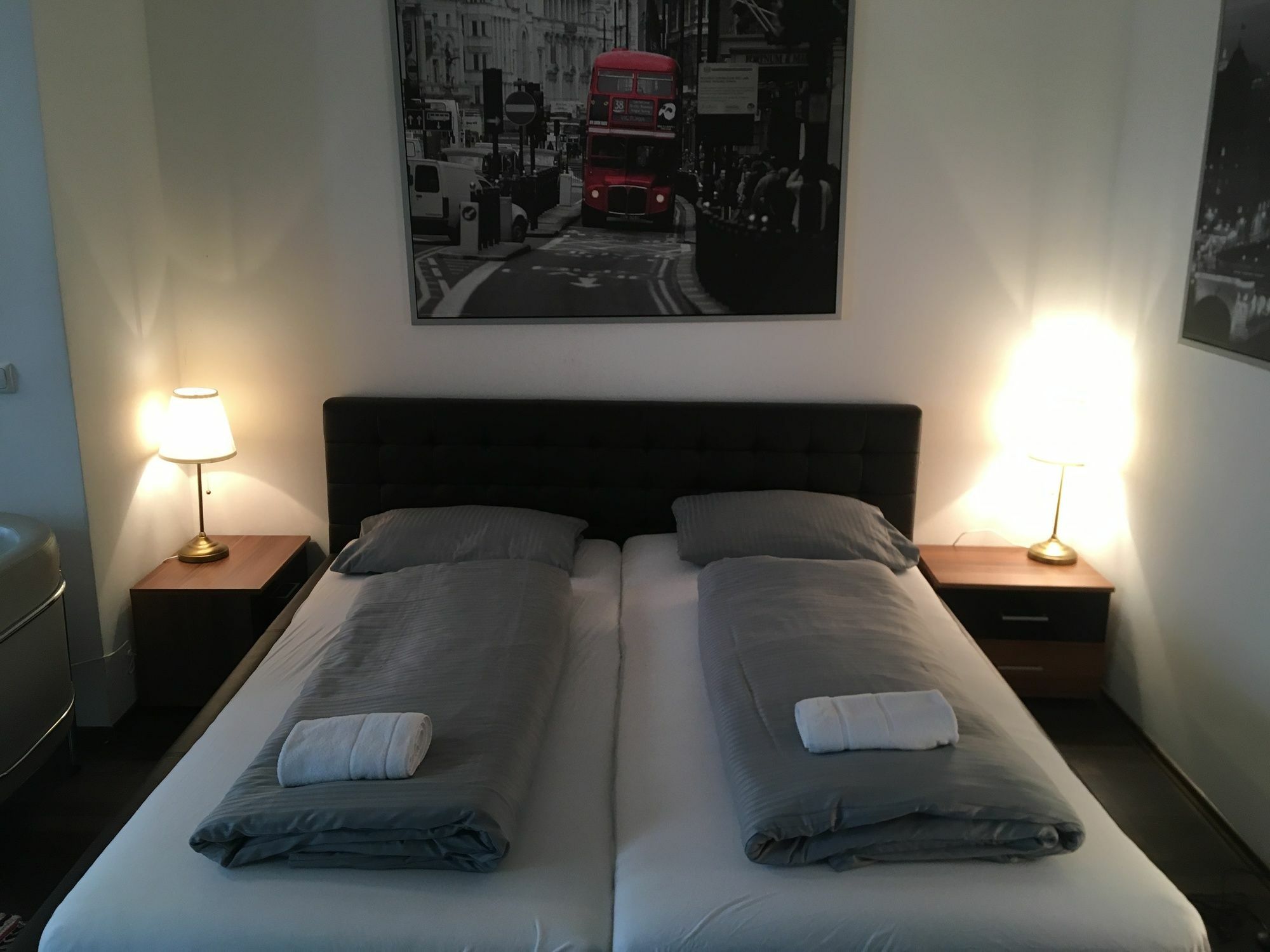 Kn Kahtan Boarding House Apartment มิวนิก ภายนอก รูปภาพ