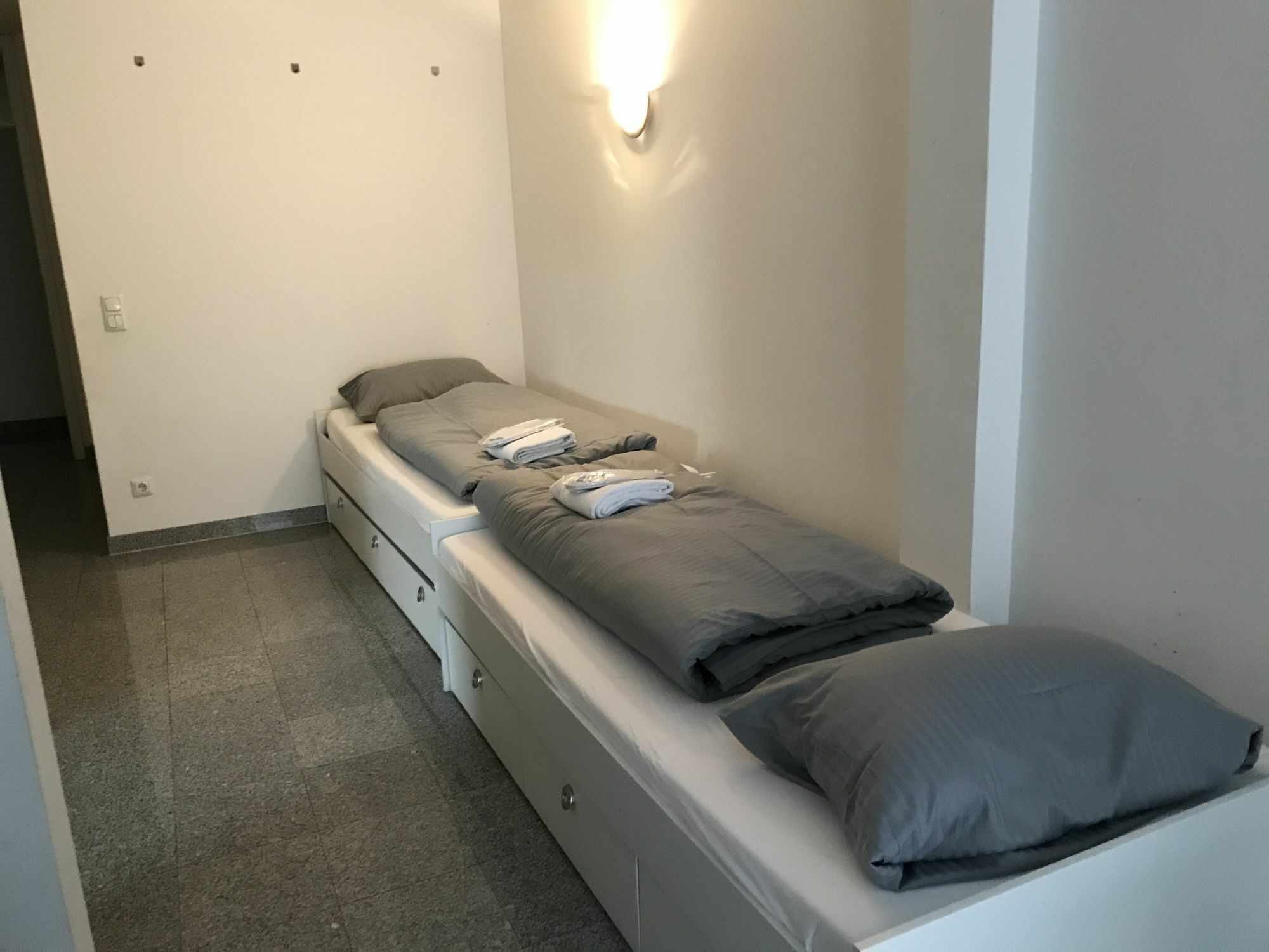 Kn Kahtan Boarding House Apartment มิวนิก ภายนอก รูปภาพ