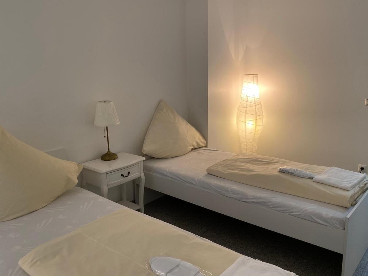 Kn Kahtan Boarding House Apartment มิวนิก ภายนอก รูปภาพ
